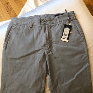 Vineyard vines breaker pants